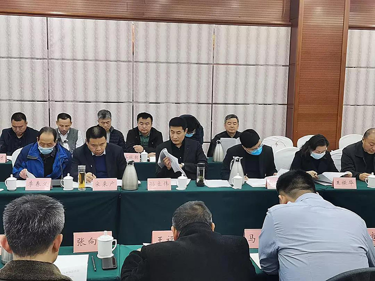 山東省木材與木制品協(xié)會(huì)第六屆五次會(huì)員代表大會(huì)在濟(jì)南成功舉行